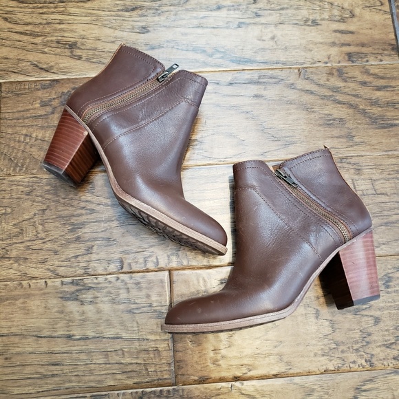 Sofft Shoes - Sofft "West" Brown Heeled Zipped Bootie Size 8